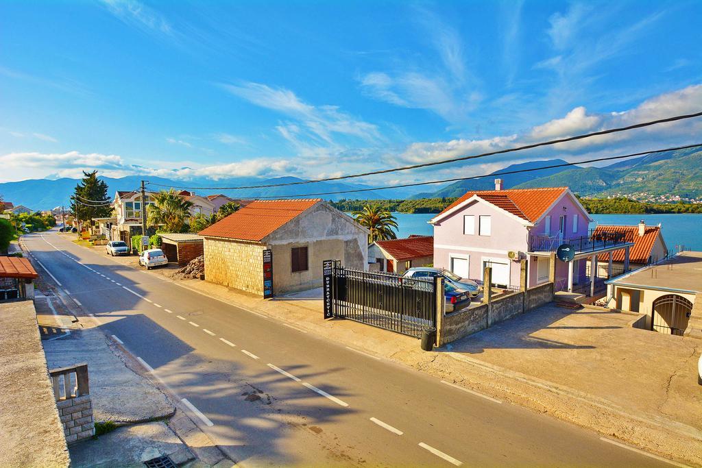 Apartments Bella Di Boka Tivat Exteriör bild