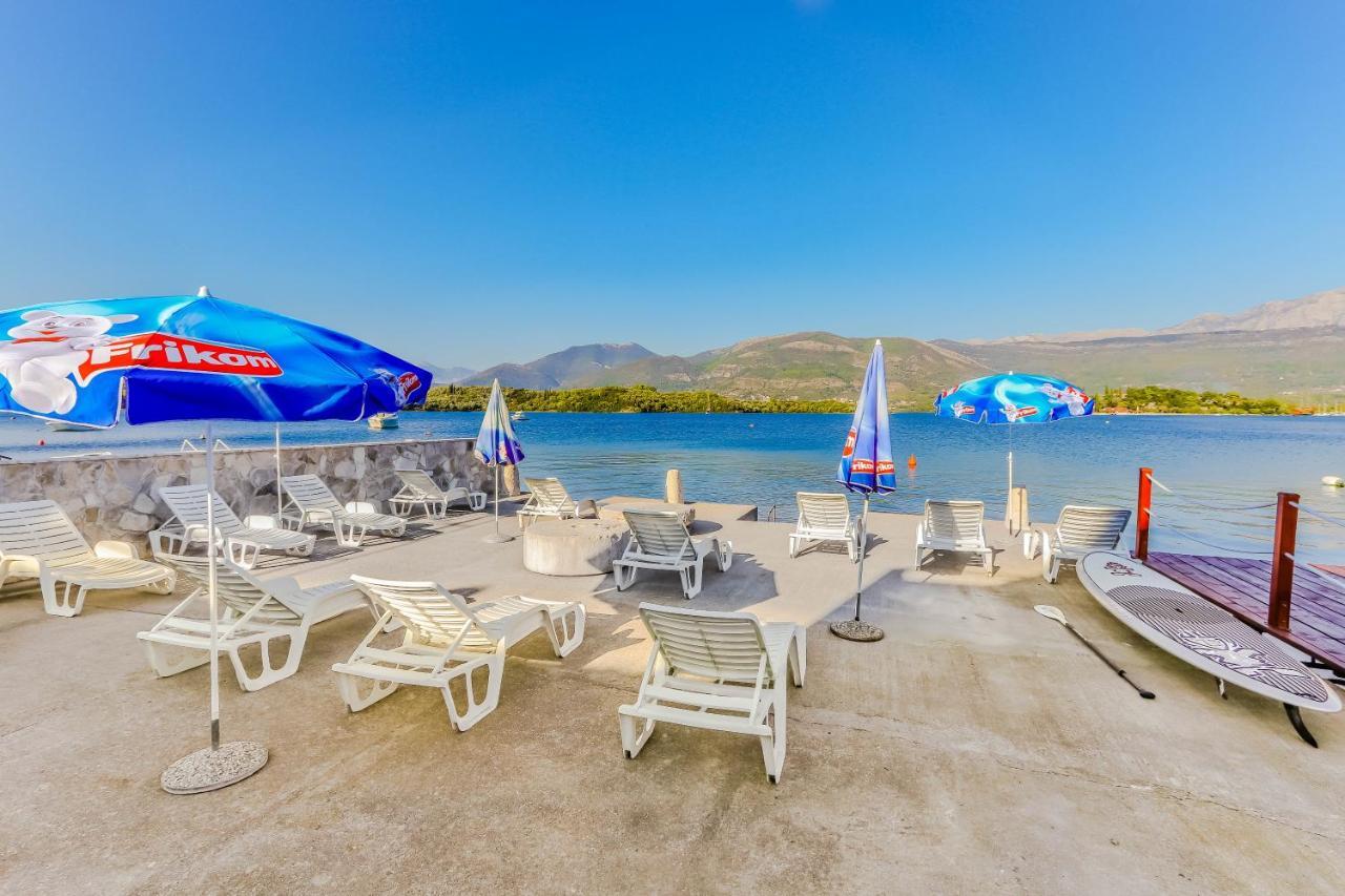 Apartments Bella Di Boka Tivat Exteriör bild