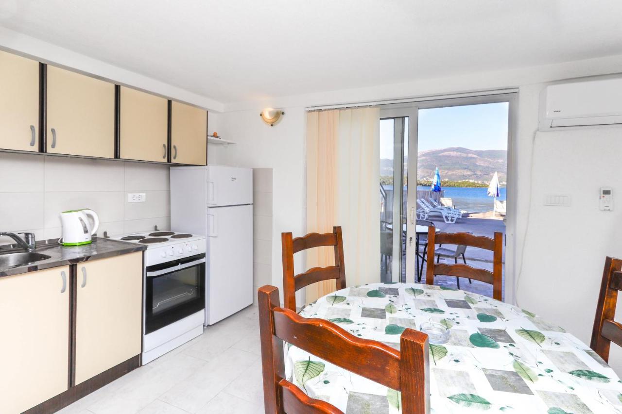 Apartments Bella Di Boka Tivat Exteriör bild