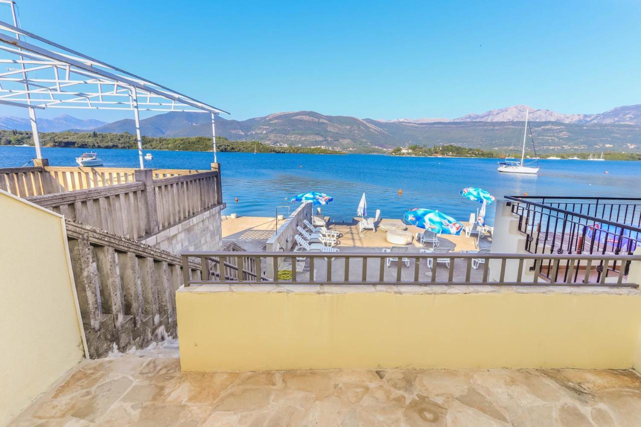 Apartments Bella Di Boka Tivat Exteriör bild